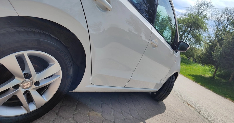 Volkswagen up! cena 24900 przebieg: 149000, rok produkcji 2013 z Szczecin małe 352